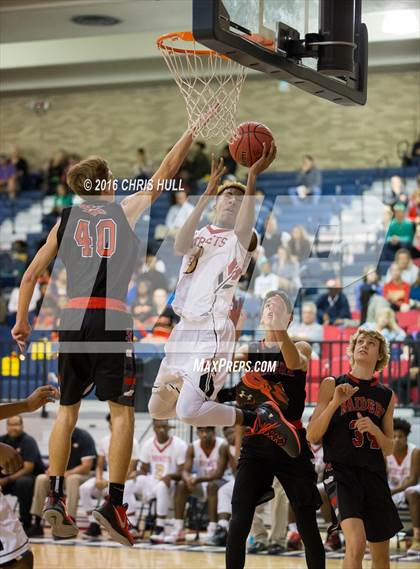 Thumbnail 2 in Salisbury vs. South Rowan (Sam Moir Christmas Classic) photogallery.