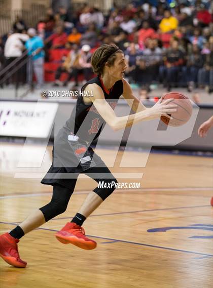 Thumbnail 3 in Salisbury vs. South Rowan (Sam Moir Christmas Classic) photogallery.