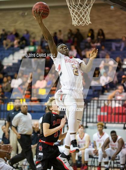 Thumbnail 3 in Salisbury vs. South Rowan (Sam Moir Christmas Classic) photogallery.