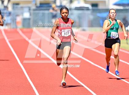 Thumbnail 1 in Guy Thomas Memorial (400 Meter) photogallery.