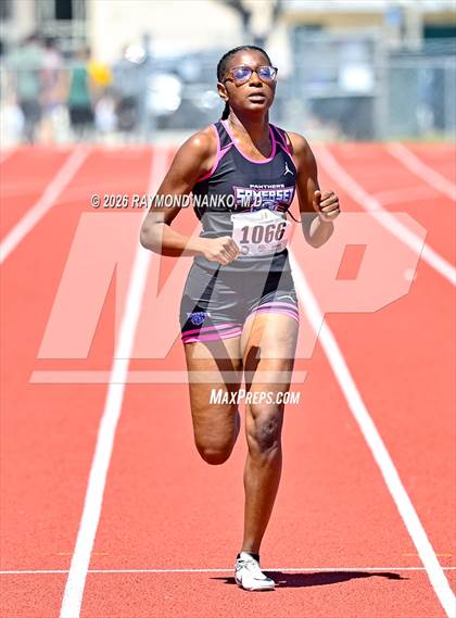 Thumbnail 2 in Guy Thomas Memorial (400 Meter) photogallery.