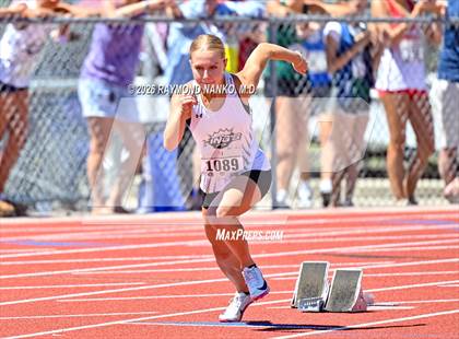 Thumbnail 1 in Guy Thomas Memorial (400 Meter) photogallery.