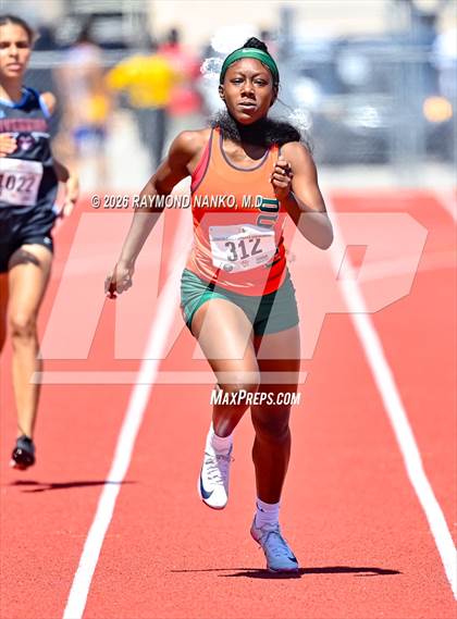 Thumbnail 1 in Guy Thomas Memorial (400 Meter) photogallery.