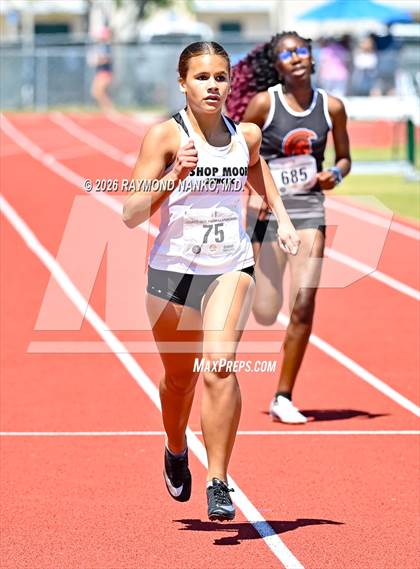 Thumbnail 2 in Guy Thomas Memorial (400 Meter) photogallery.