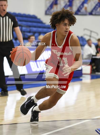 Thumbnail 3 in Greenwood vs Plattsburg (Bill Rowe's Queen City Showcase) photogallery.