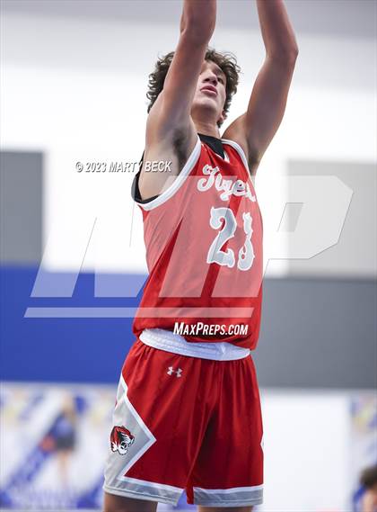 Thumbnail 3 in Greenwood vs Plattsburg (Bill Rowe's Queen City Showcase) photogallery.