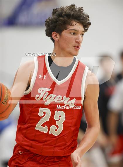 Thumbnail 1 in Greenwood vs Plattsburg (Bill Rowe's Queen City Showcase) photogallery.
