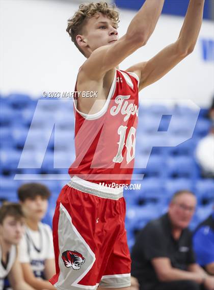 Thumbnail 2 in Greenwood vs Plattsburg (Bill Rowe's Queen City Showcase) photogallery.