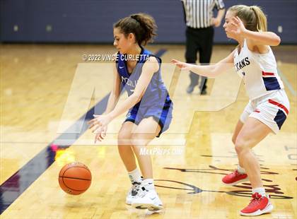 Thumbnail 3 in McCallum vs. Wimberley (Wimberley Hoopfest) photogallery.