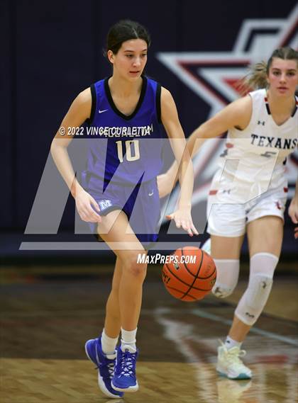 Thumbnail 1 in McCallum vs. Wimberley (Wimberley Hoopfest) photogallery.