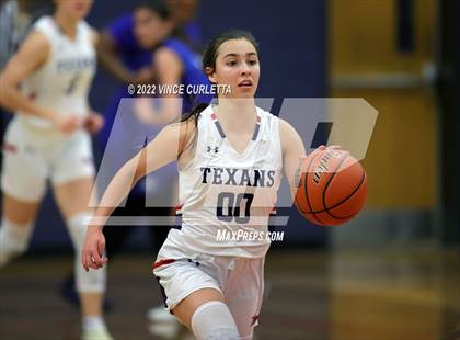 Thumbnail 1 in McCallum vs. Wimberley (Wimberley Hoopfest) photogallery.