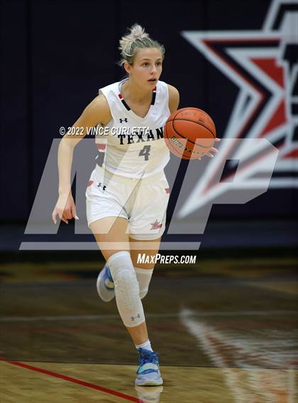 Thumbnail 3 in McCallum vs. Wimberley (Wimberley Hoopfest) photogallery.
