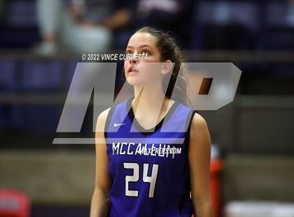Thumbnail 1 in McCallum vs. Wimberley (Wimberley Hoopfest) photogallery.