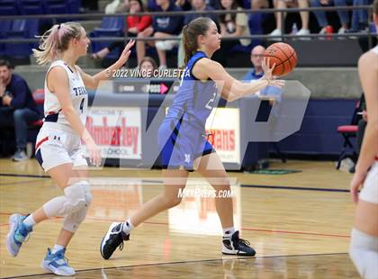 Thumbnail 1 in McCallum vs. Wimberley (Wimberley Hoopfest) photogallery.