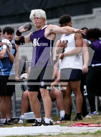 Thumbnail 3 in NCHSAA 4A West Regional (Shot Put) photogallery.
