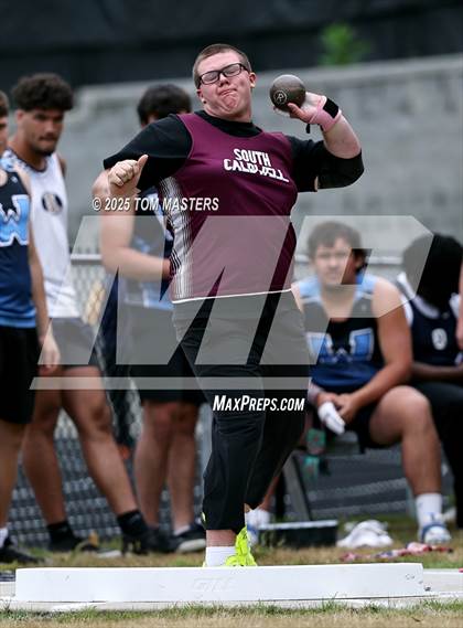 Thumbnail 1 in NCHSAA 4A West Regional (Shot Put) photogallery.
