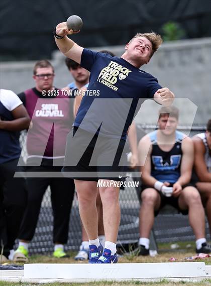 Thumbnail 2 in NCHSAA 4A West Regional (Shot Put) photogallery.