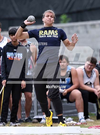 Thumbnail 1 in NCHSAA 4A West Regional (Shot Put) photogallery.