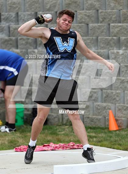 Thumbnail 2 in NCHSAA 4A West Regional (Shot Put) photogallery.