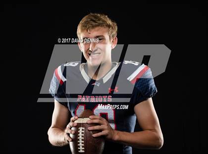 Thumbnail 2 in Liberty Senior Photos photogallery.