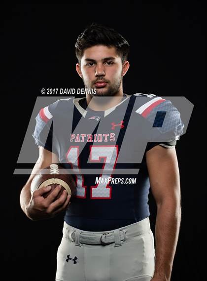 Thumbnail 3 in Liberty Senior Photos photogallery.