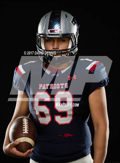 Thumbnail 1 in Liberty Senior Photos photogallery.