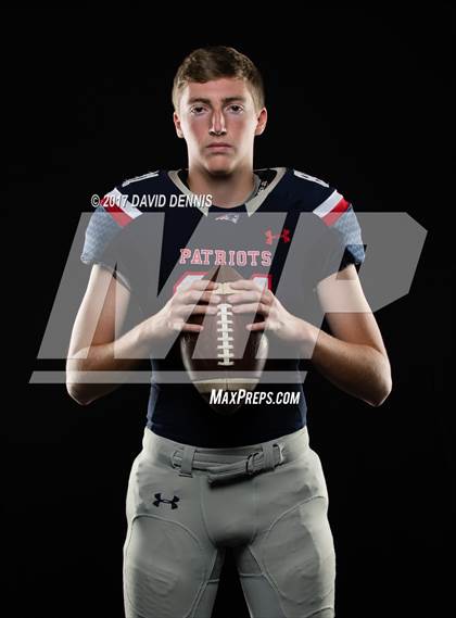 Thumbnail 1 in Liberty Senior Photos photogallery.