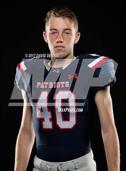 Thumbnail 1 in Liberty Senior Photos photogallery.