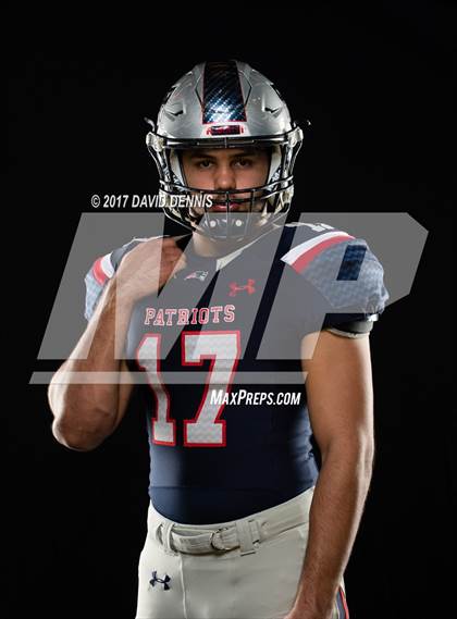 Thumbnail 2 in Liberty Senior Photos photogallery.