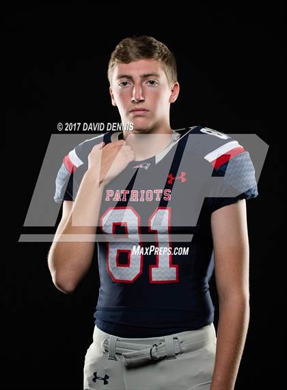 Thumbnail 3 in Liberty Senior Photos photogallery.