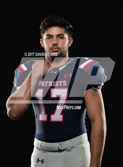 Thumbnail 2 in Liberty Senior Photos photogallery.
