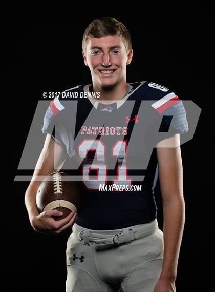 Thumbnail 1 in Liberty Senior Photos photogallery.
