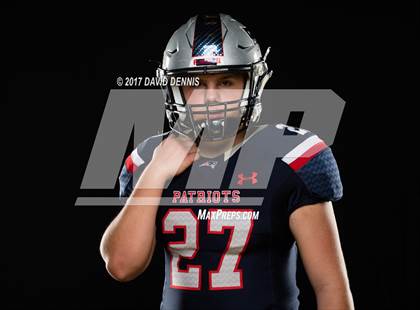 Thumbnail 2 in Liberty Senior Photos photogallery.
