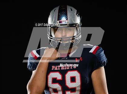 Thumbnail 2 in Liberty Senior Photos photogallery.
