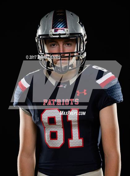 Thumbnail 1 in Liberty Senior Photos photogallery.