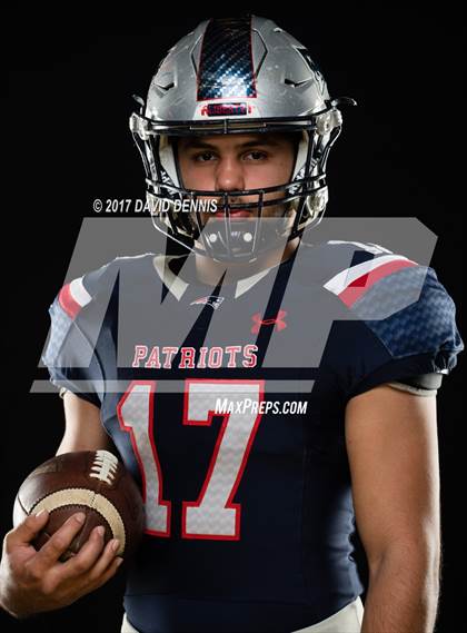 Thumbnail 3 in Liberty Senior Photos photogallery.