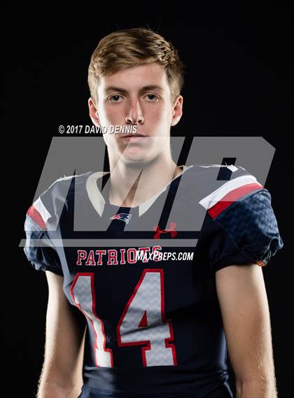 Thumbnail 1 in Liberty Senior Photos photogallery.