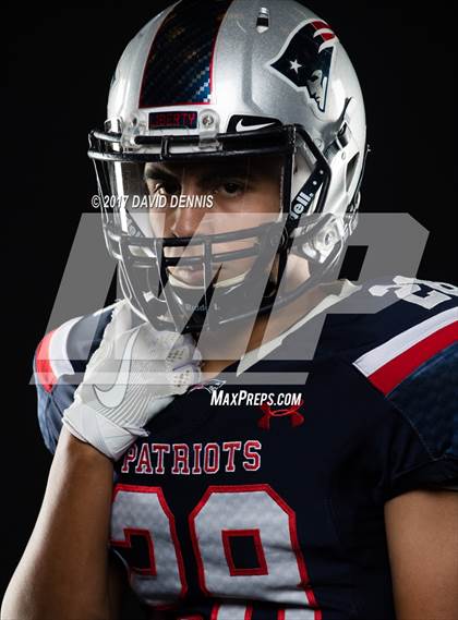 Thumbnail 3 in Liberty Senior Photos photogallery.