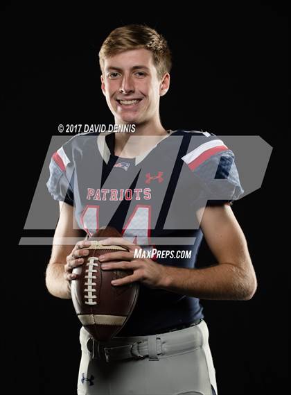 Thumbnail 3 in Liberty Senior Photos photogallery.
