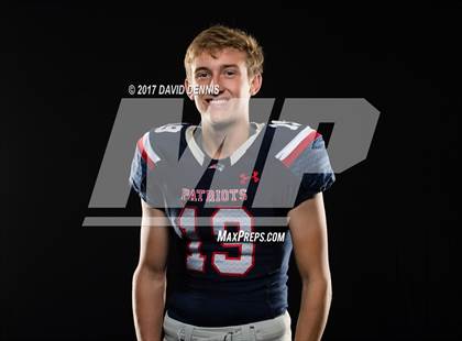 Thumbnail 1 in Liberty Senior Photos photogallery.