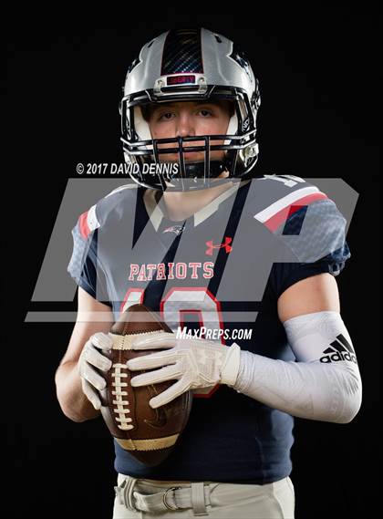 Thumbnail 2 in Liberty Senior Photos photogallery.