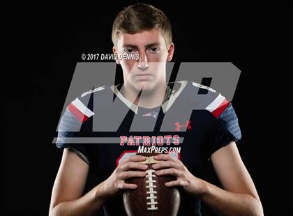 Thumbnail 2 in Liberty Senior Photos photogallery.
