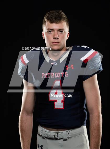Thumbnail 3 in Liberty Senior Photos photogallery.