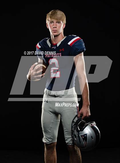 Thumbnail 3 in Liberty Senior Photos photogallery.