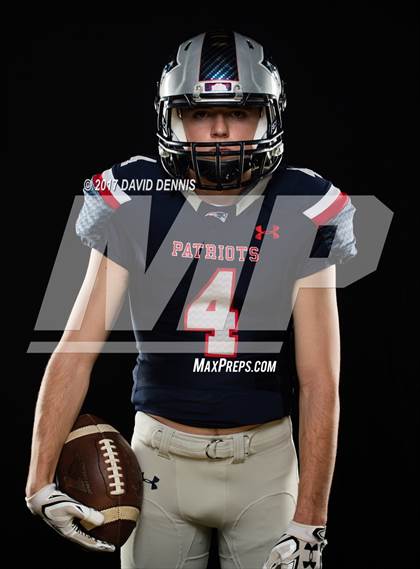 Thumbnail 3 in Liberty Senior Photos photogallery.