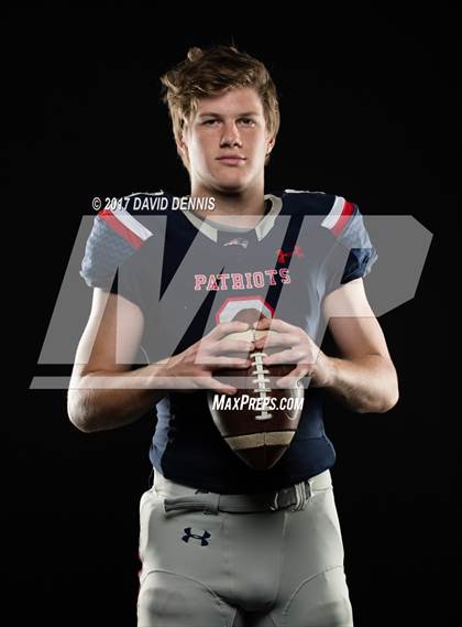 Thumbnail 2 in Liberty Senior Photos photogallery.