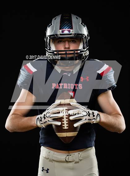Thumbnail 2 in Liberty Senior Photos photogallery.