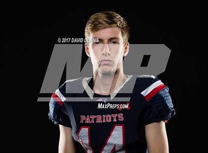 Thumbnail 2 in Liberty Senior Photos photogallery.
