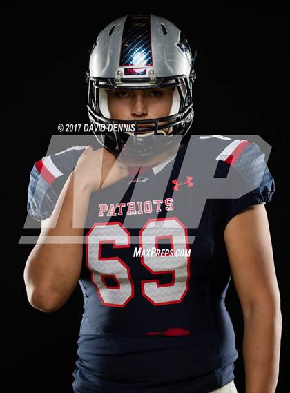 Thumbnail 1 in Liberty Senior Photos photogallery.