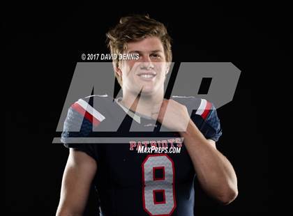 Thumbnail 3 in Liberty Senior Photos photogallery.